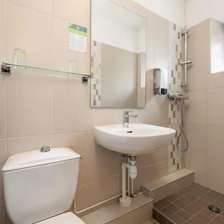 Ξενοδοχείο De L'agriculture - 2 Etoiles