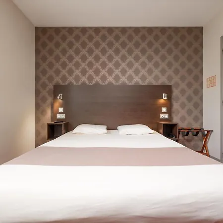 De L'agriculture - 2 Etoiles Ξενοδοχείο Saint-Hilaire-du-Harcouët