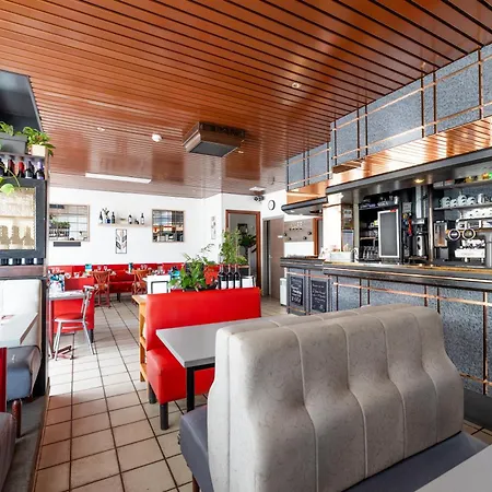 De L'agriculture - 2 Etoiles Saint-Hilaire-du-Harcouët