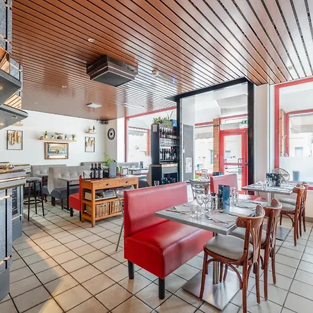 De L'agriculture - 2 Etoiles Ξενοδοχείο Saint-Hilaire-du-Harcouët