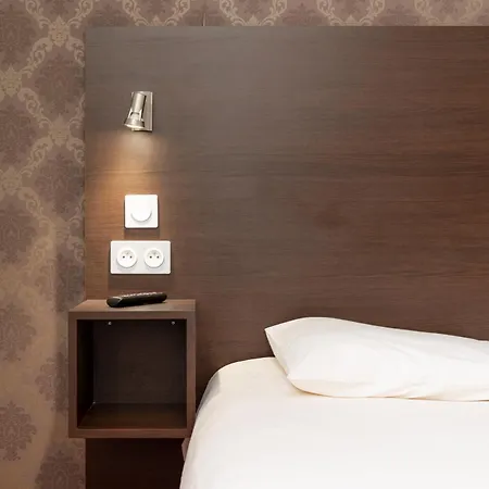 De L'agriculture - 2 Etoiles Saint-Hilaire-du-Harcouët