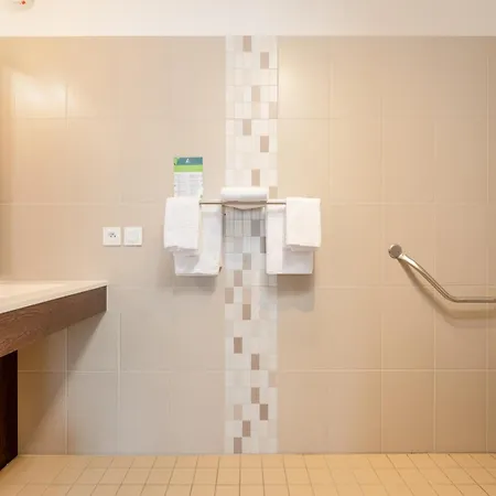 Ξενοδοχείο De L'agriculture - 2 Etoiles Saint-Hilaire-du-Harcouët