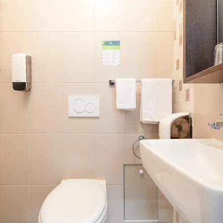 Ξενοδοχείο De L'agriculture - 2 Etoiles 2*