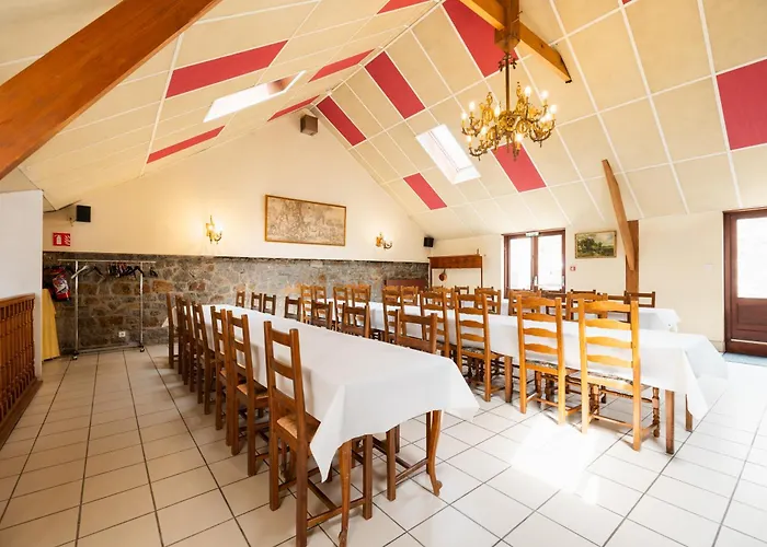 فندق De L'agriculture - 2 Etoiles Saint-Hilaire-du-Harcouët