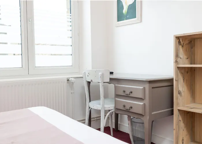 De L'agriculture - 2 Etoiles Saint-Hilaire-du-Harcouët